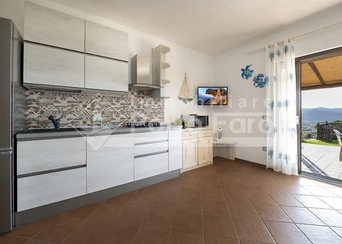 公寓 L301 - Bilocale Caposchiera Con Giardino E Vista Sulla Di Porto Mannu *